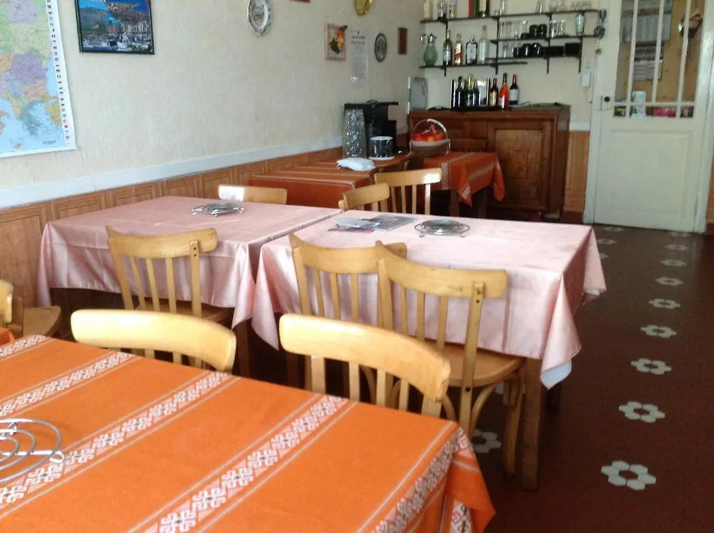 Hotel Maria Lourdes 0*,  Francia
